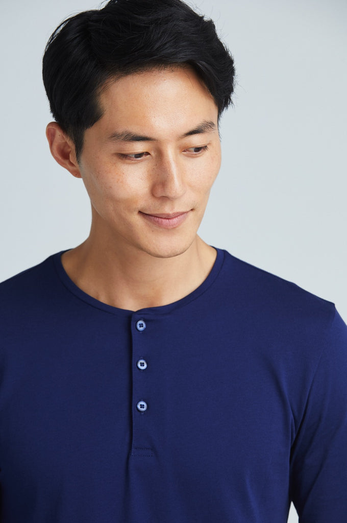 Sustainable navy blue henley